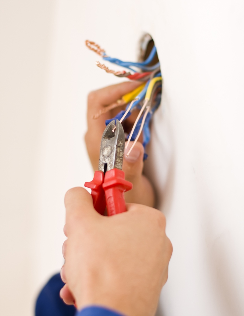 Electricians Gidea Park, Heath Park, RM2